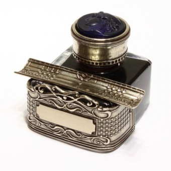 Bortoletti Cal60 Vivaldi bronze and glass inkwell with cameo lid