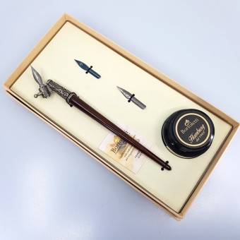 Oblique wooden and bronze pen set 2