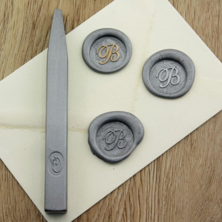 Metallic Silver Wax-Siegel-Eindruck auf Umschlag