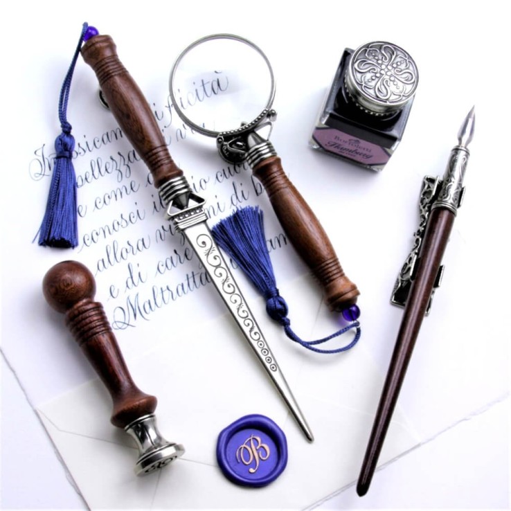 Wooden Bortoletti wax seal and calligraphy pen set selected by Calligraphy Arts UK