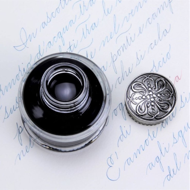 Rounded glass design of Bortoletti Cal50 Italian inkwell