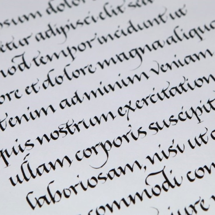 Calligraphie italique écrit en utilisant PAScribe encre à bord noir