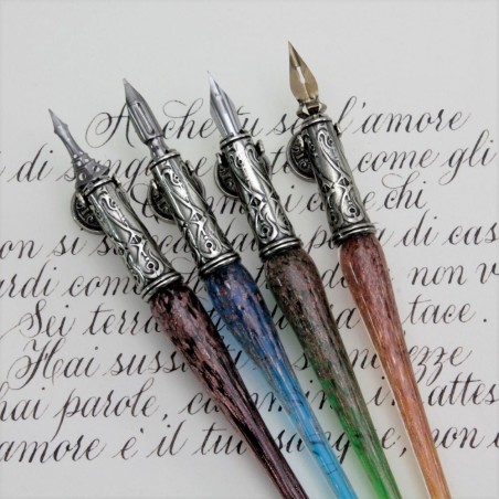 Alvise calligraphy pen by Bortoletti in Murano glass close-up