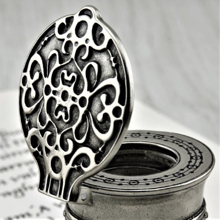 Conjunto de caligrafía de madera decorativa con detalle de bronce